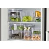 Un frigo bien organisé avec des bacs transparents