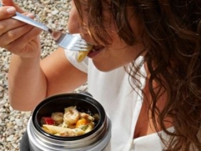 Comment choisir une boite à repas isotherme pour un repas chaud assuré