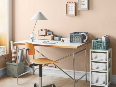 Optimisez le rangement de votre bureau avec des corbeilles et paniers adaptés
