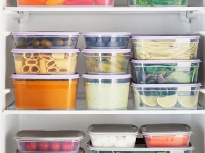 5 astuces pour un rangement frigo optimal avec des bacs et boîtes alimentaires